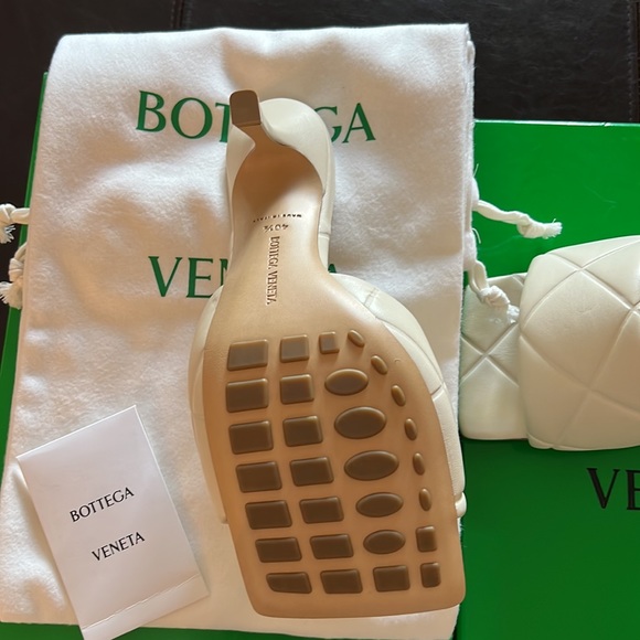 Bottega Veneta  Lido Sandal EUR 40.5 US 9.5 - Picture 3 of 12